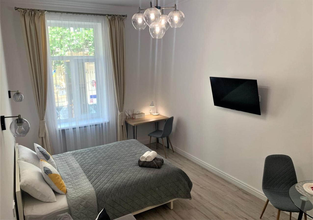 Iris Apartment On Popovich Lwów Zewnętrze zdjęcie