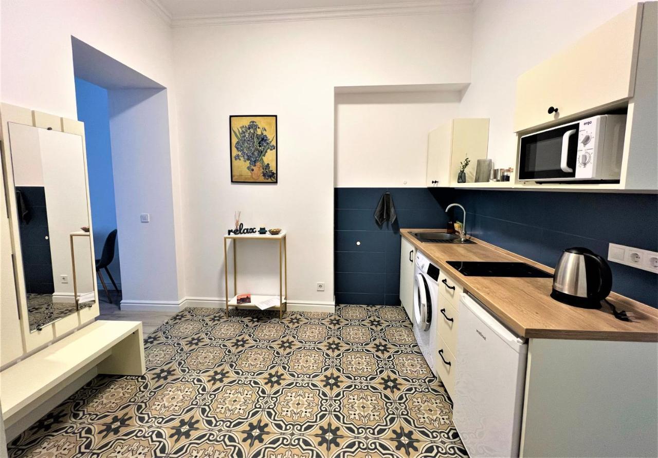 Iris Apartment On Popovich Lwów Zewnętrze zdjęcie